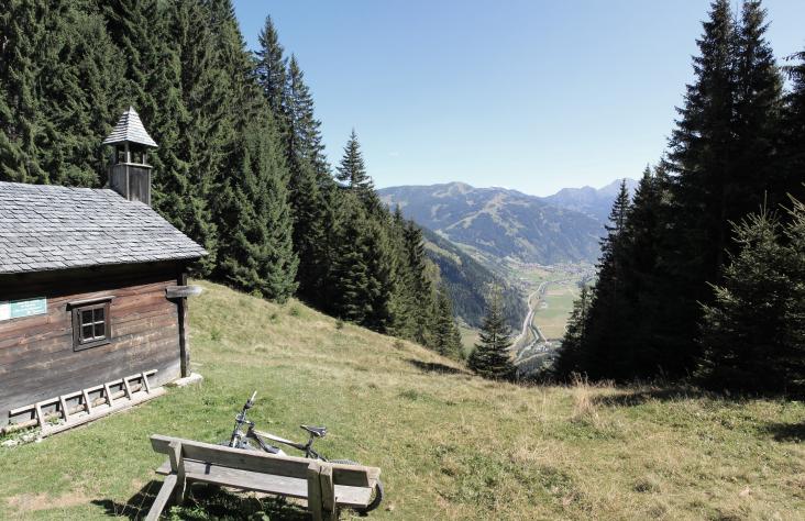 Bei der Drei Waller Kapelle 