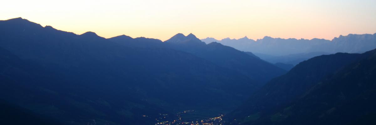 Nächtlicher Blick auf Bad Hofgastein