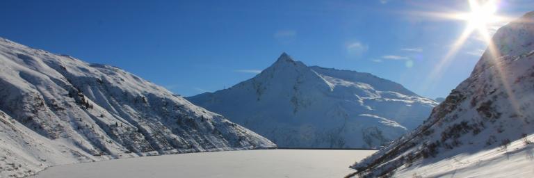 Blick auf den unteren Bockhartsee und den Salesenkogel.