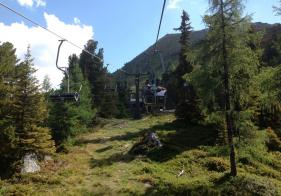 Mit dem Sessellift auf den Graukogel