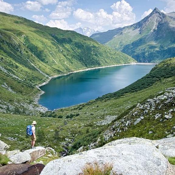 Urlaub im Gasteinertal

#badgastein #gasteinertal #bockhartsee #schuhflicker #spiegelsee #mountains #hiking #nature #hohetauern #salzburg #austria