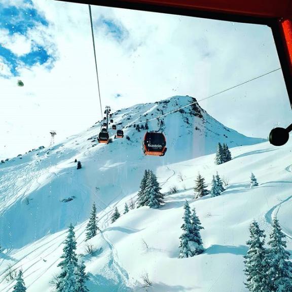 #winterwonderland #schlossalm #ichbinraus #skiamade #rideskiamade #salzburgerland #skiing #austria #cortedelvino #genussschifahren