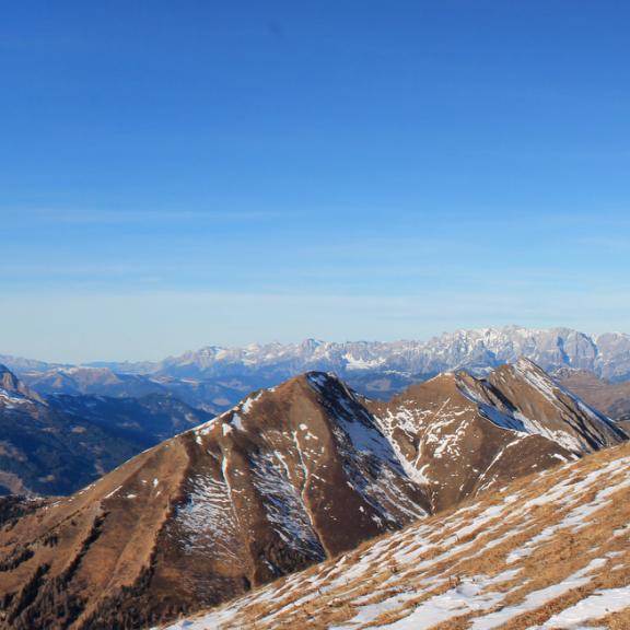 Am Gipfel vom Gamskarkogel auf 2467m.