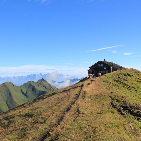 Die Gamskarkogelhütte auf 2467m. Foto: Franz Henisch