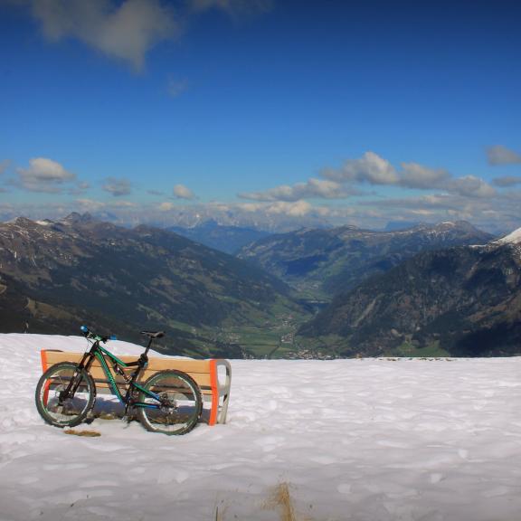 Der Blick vom Stubnerkogel auf das Gasteinertal